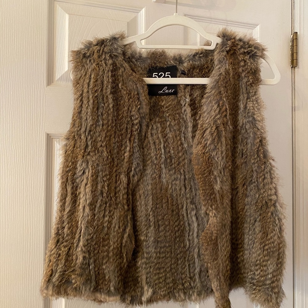 Real Rabbit Fur Vest - Picture 2 of 2